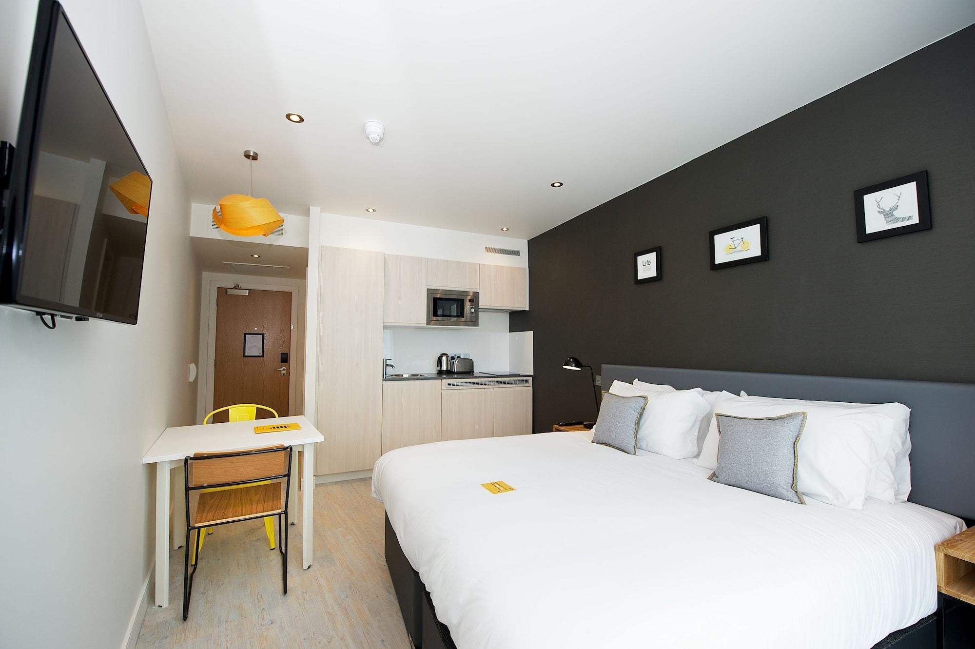 Staycity Aparthotel