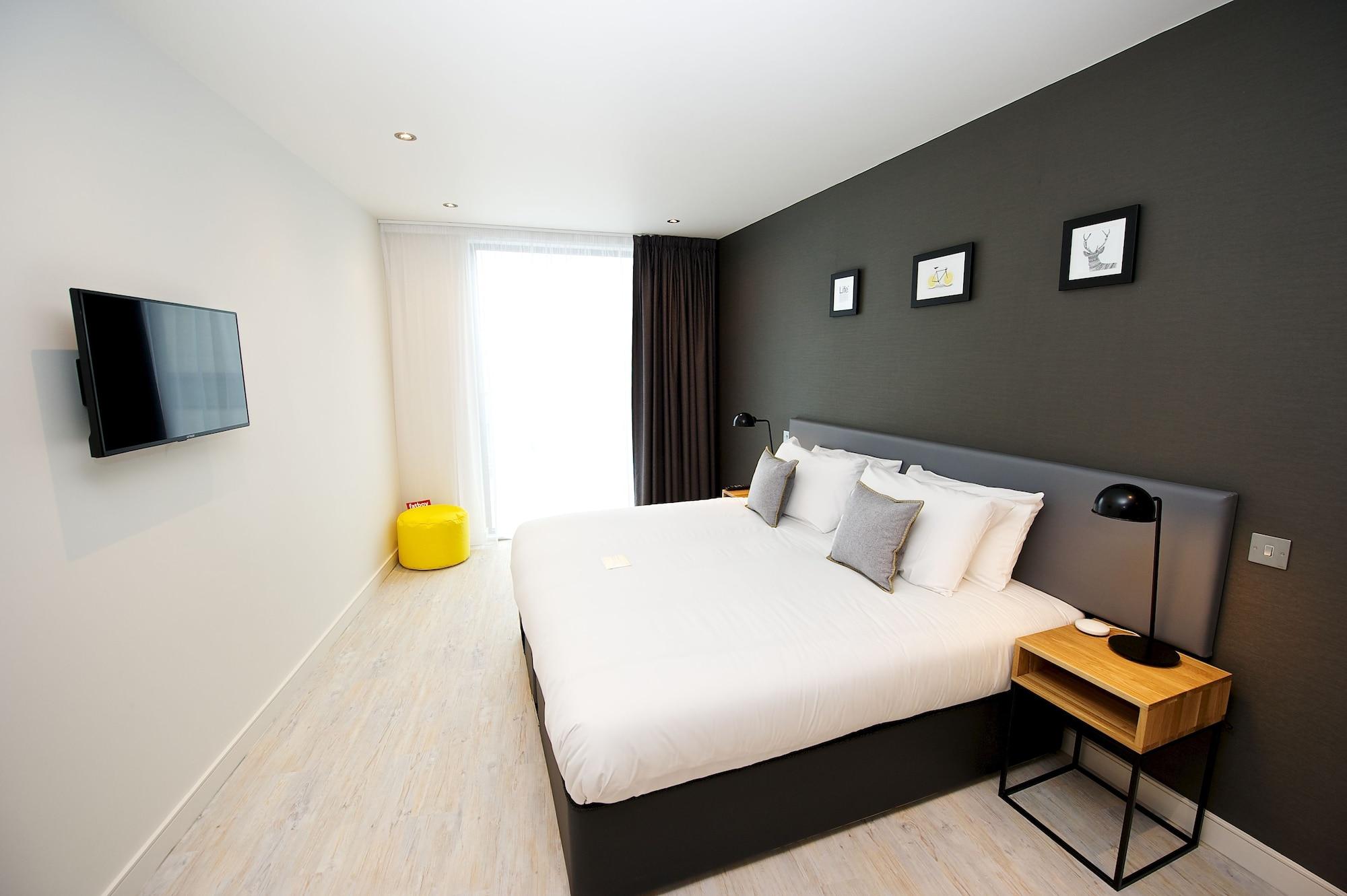 Staycity Aparthotel 4*