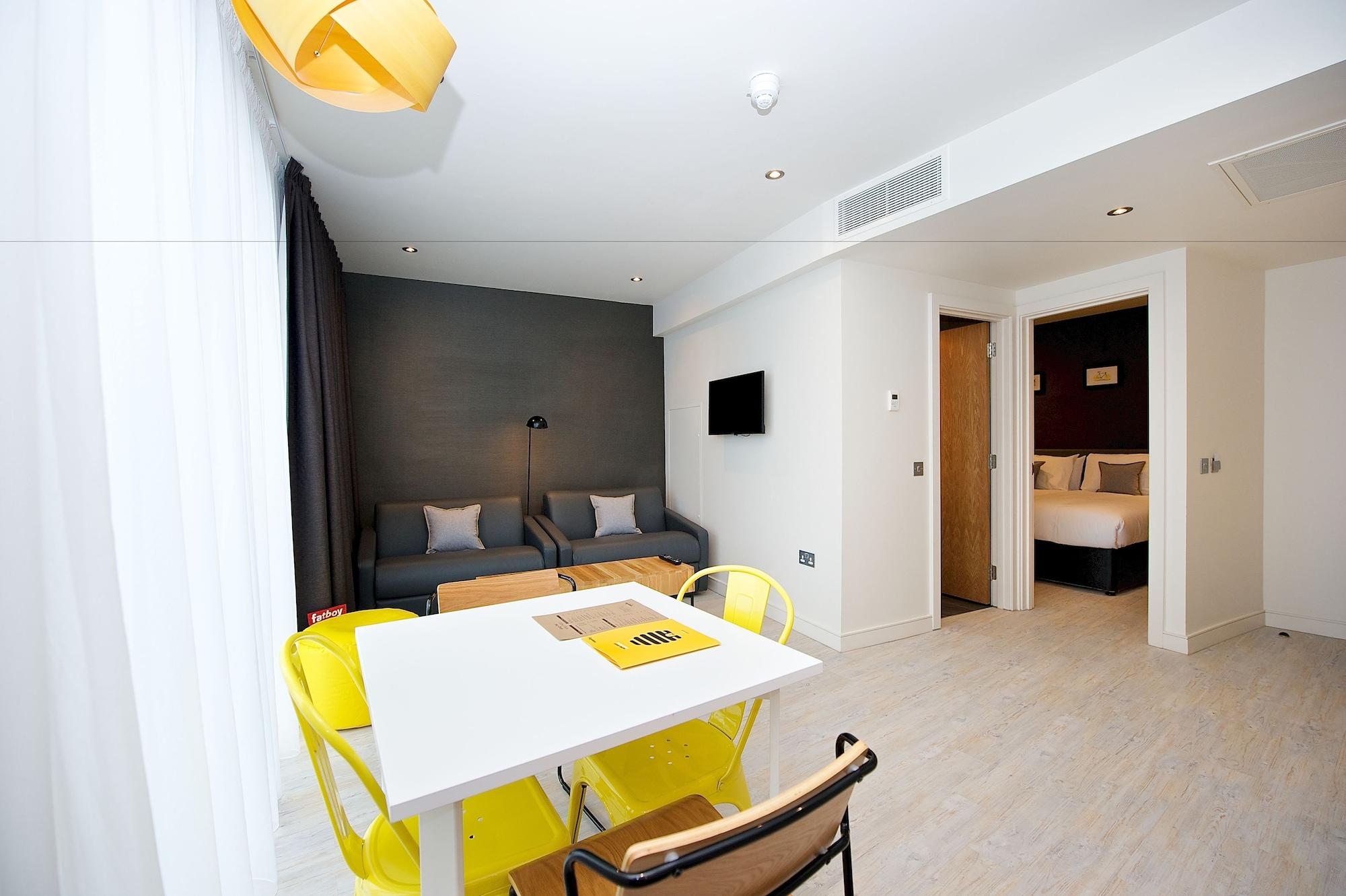 Staycity Aparthotel 4*